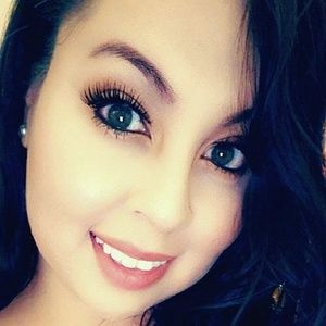 Meet your Posher, Elena-alejandra